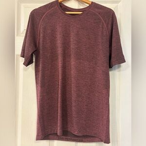 lululemon Metal Vent Tech T-Shirt Men’s Large Burgundy Heather Seamless